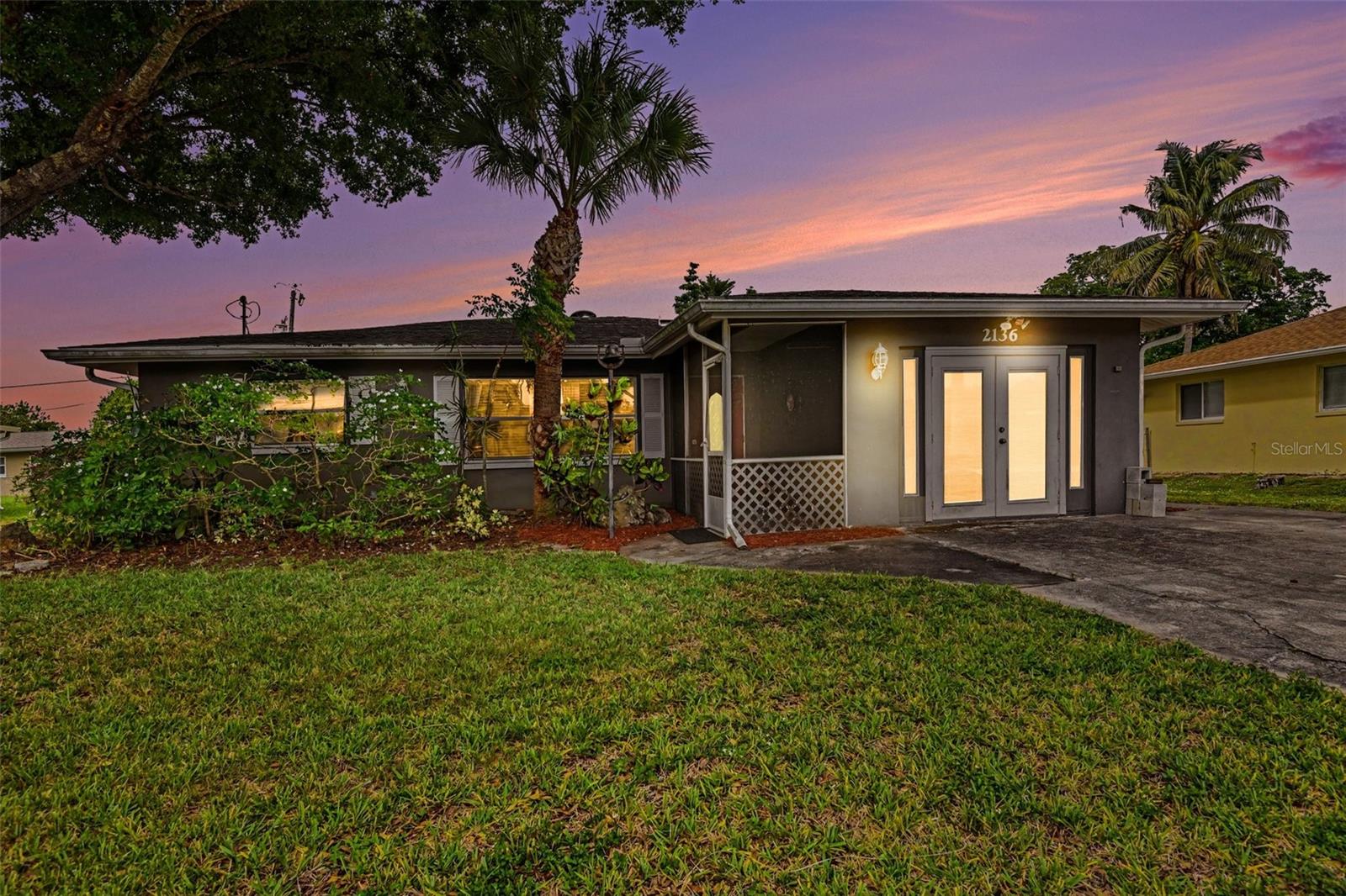 2136 Flora Ave, Fort Myers, FL 33907