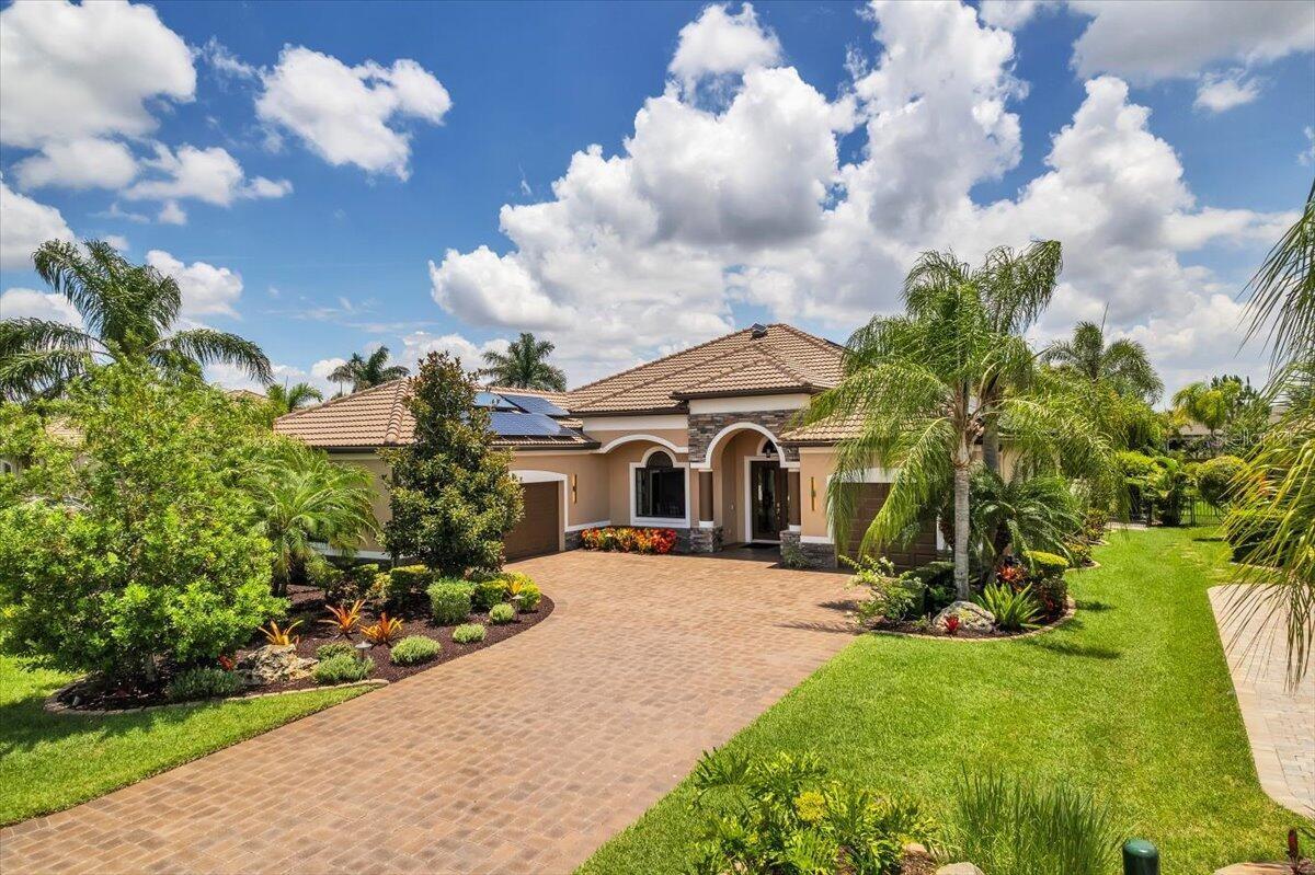 957 145th Street Cir Ne, Bradenton, FL 34212