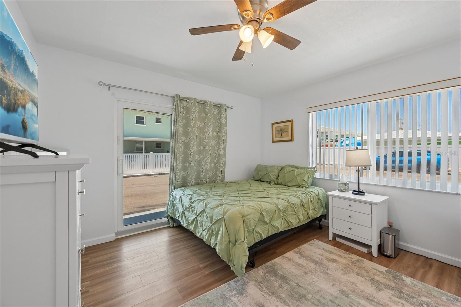 117 7th St N #1, Bradenton Beach, FL 34217