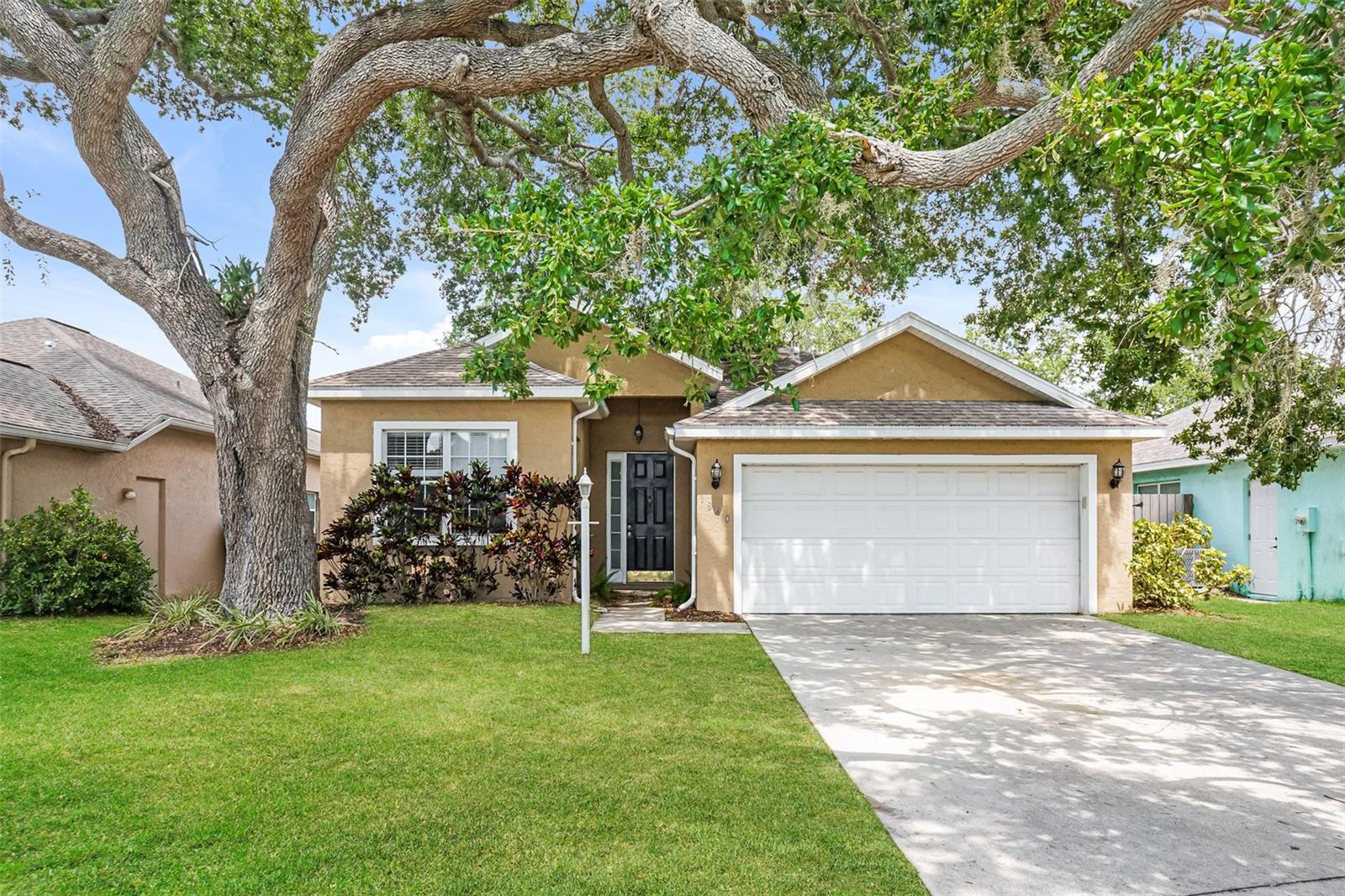 1840 Summer Walk Cir, Sarasota, FL 34232