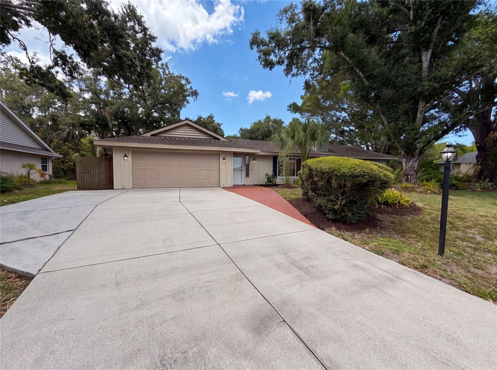 8028 Conservatory Cir, Sarasota, FL 34243