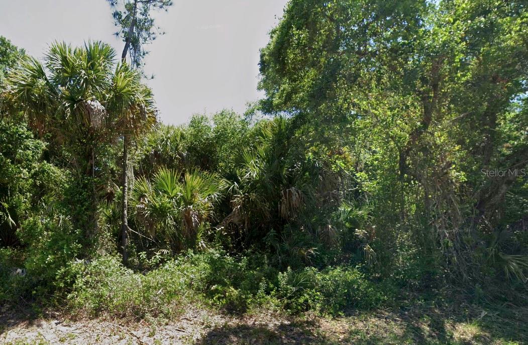 Bowen Ave, North Port, FL 34288