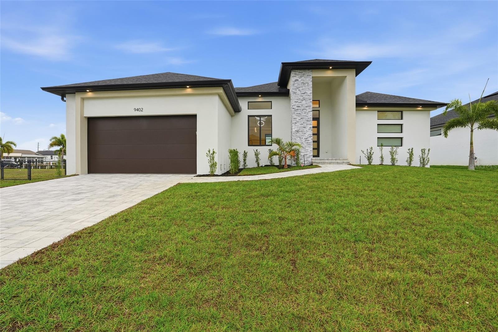 9402 Arrid Cir, Port Charlotte, FL 33981