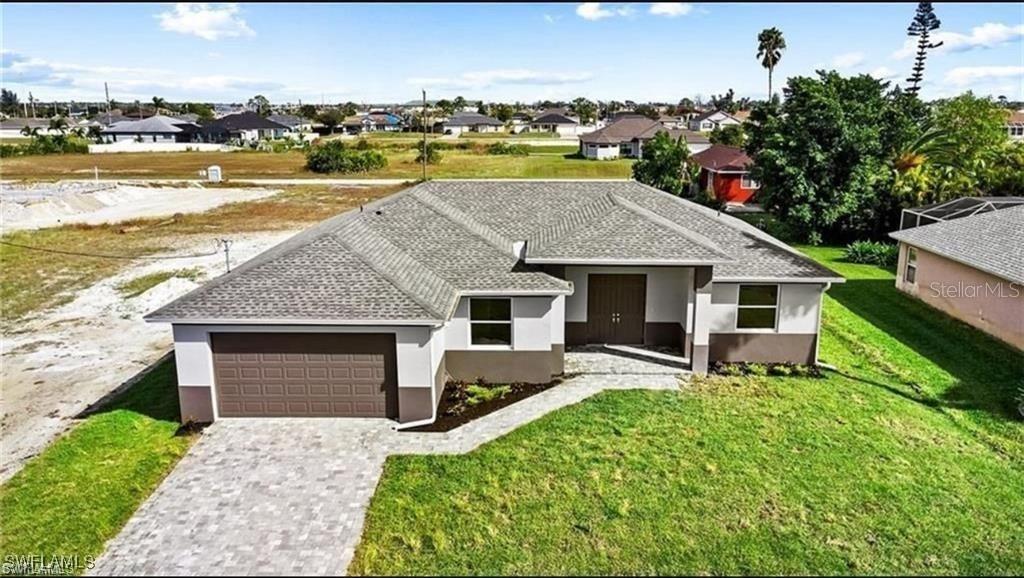 925 Nw 9th Ave, Cape Coral, FL 33993