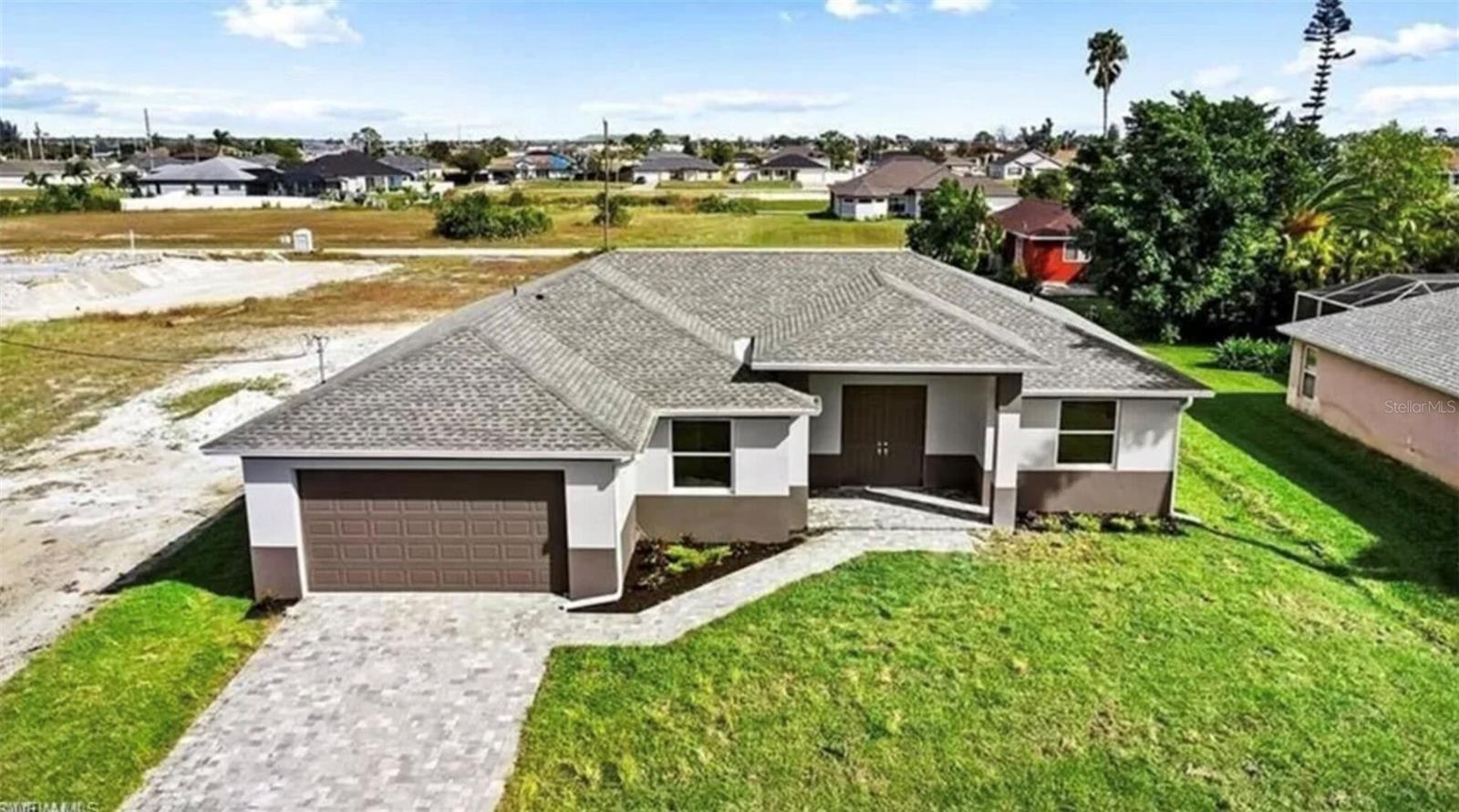 928 Ne 3rd Ave, Cape Coral, FL 33909