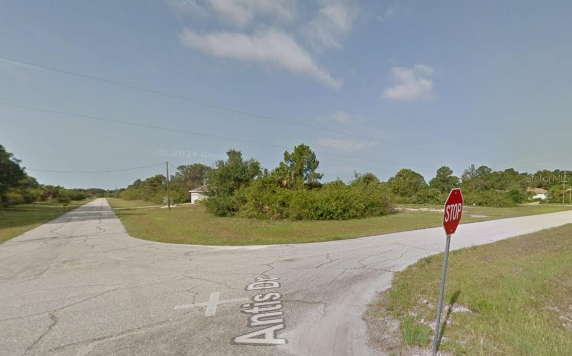 155 Apollo Dr, Rotonda West, FL 33947