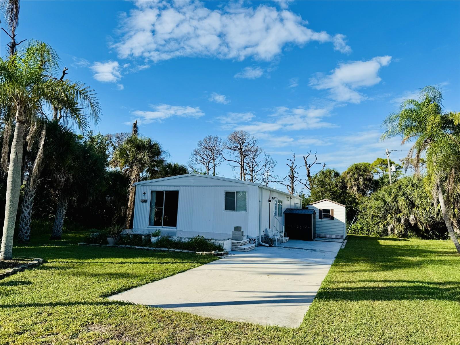 2930 Waterside Dr, Englewood, FL 34224