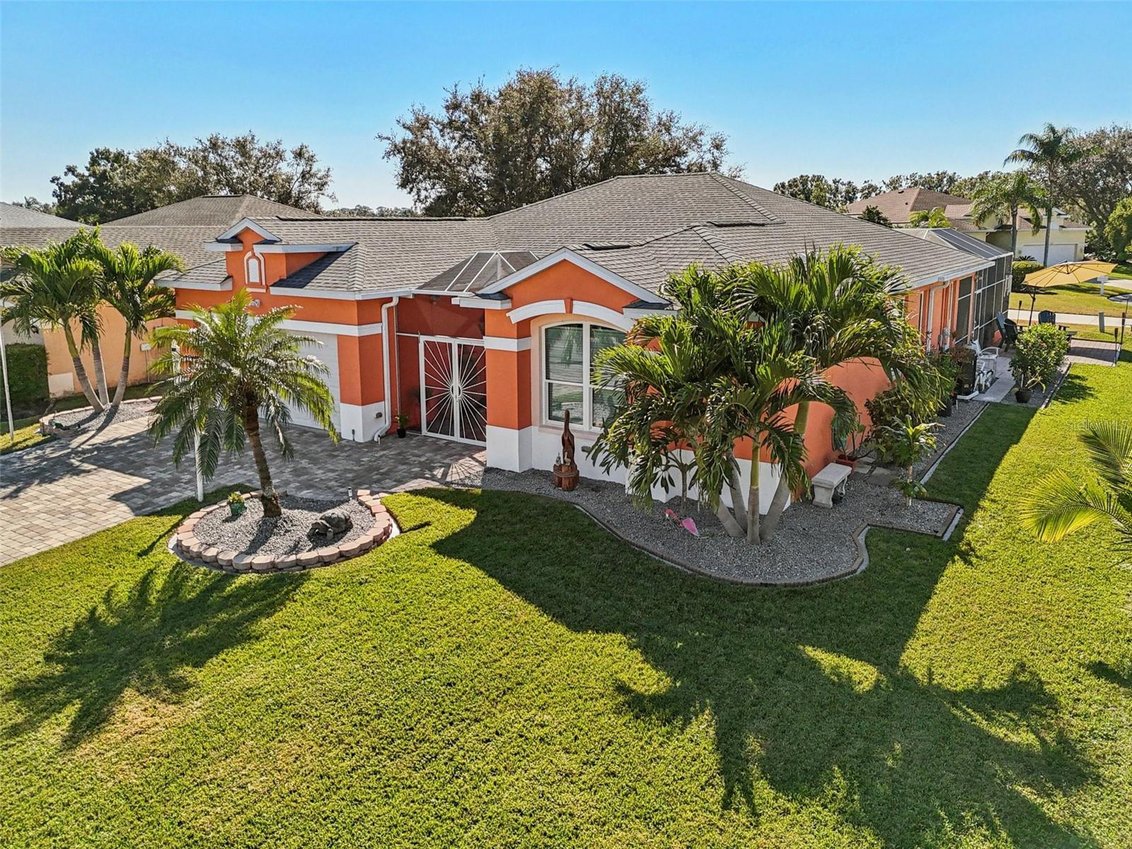 6236 Weymouth Dr, Sarasota, FL 34238