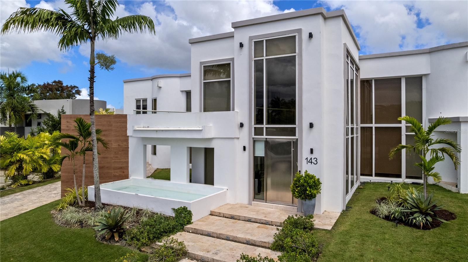 La Villa De Torrimar Reina Victoria, Guaynabo, PR 00969