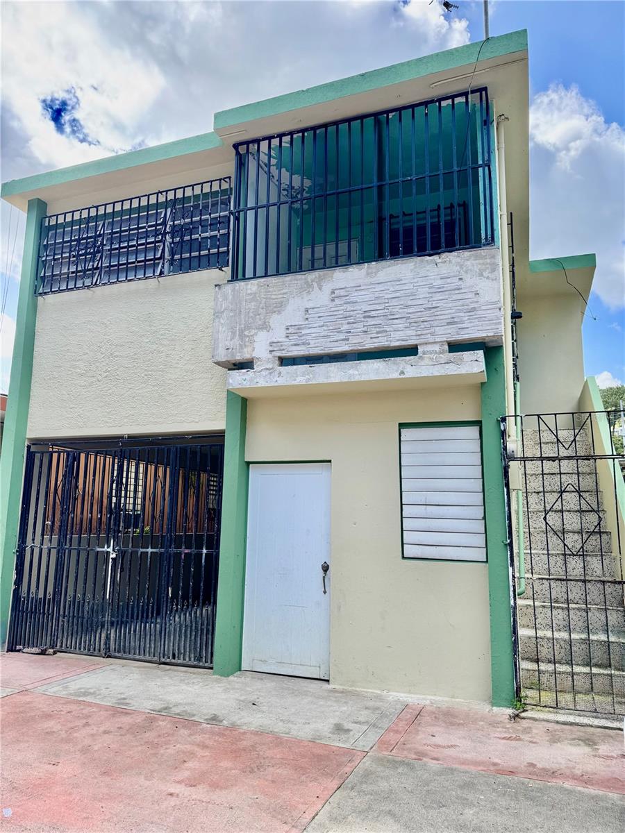 10, Las Flores  Street Pueblo Ward, Orocovis, PR 00720