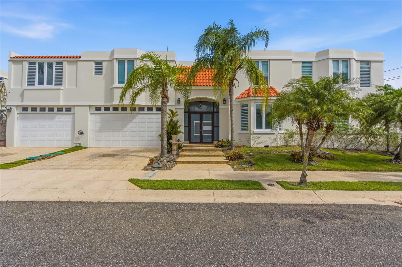 L-9 Mar Mediterraneo Street #698, Dorado, PR 00646