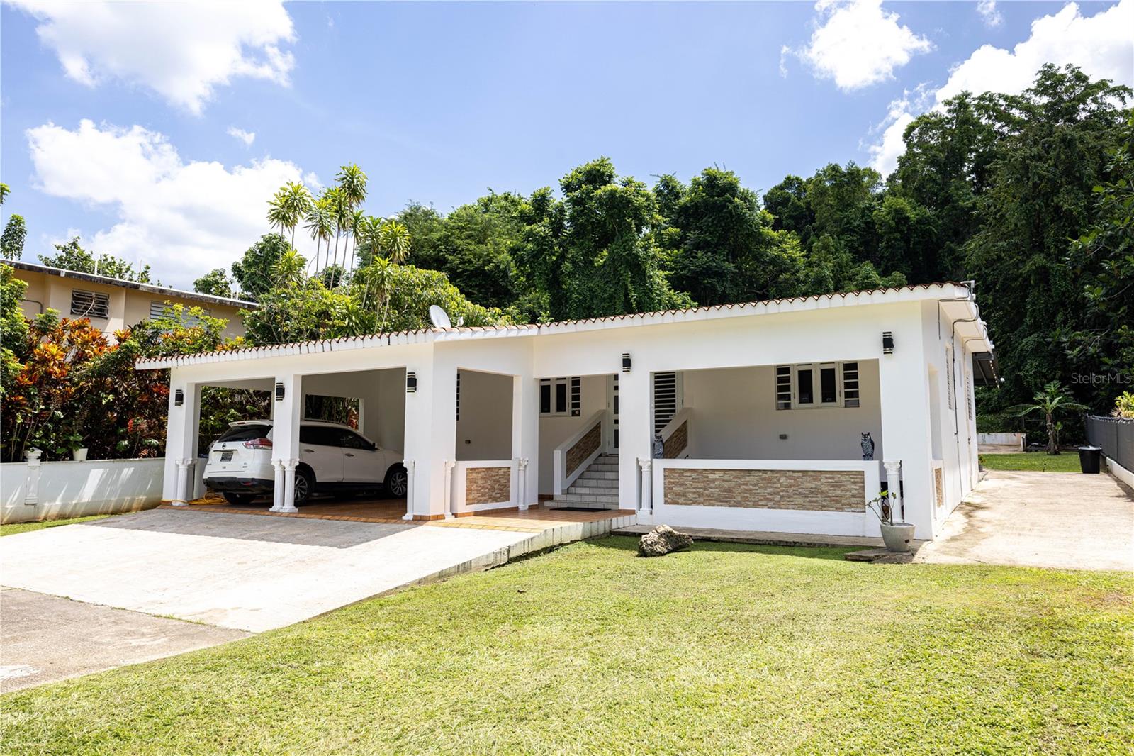Bo. Tierras Nuevas Colinas Del Norte #Bb-1, Manati, PR 00674