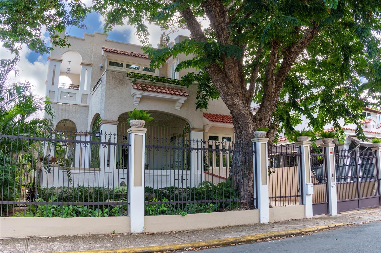 655 Concordia, San Juan, PR 00907