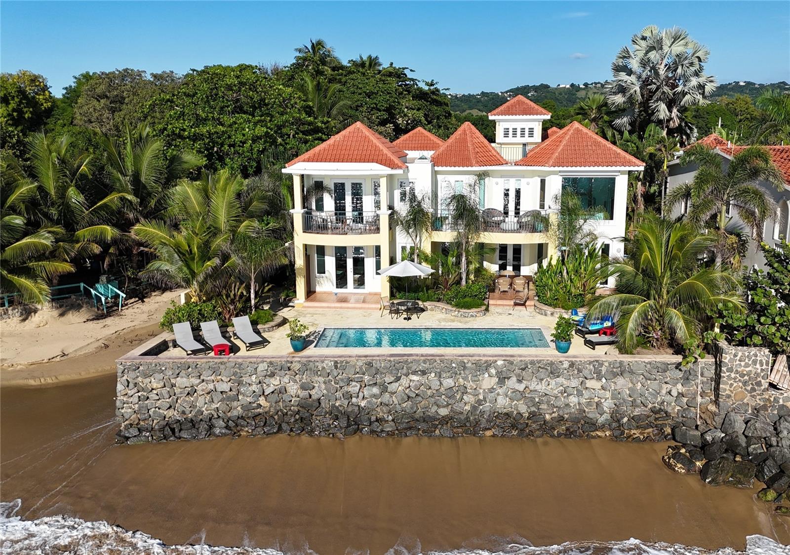 13 Carr 429, Rincon, PR 00677
