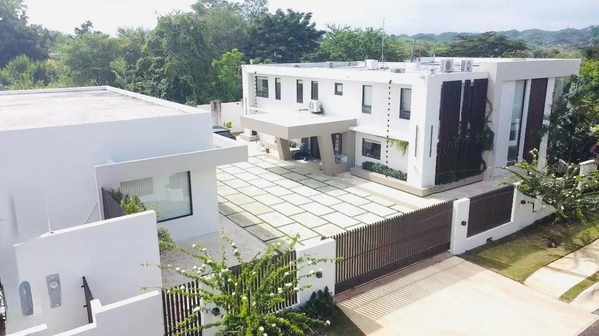 Bo Hato Arriba 492, Arecibo, PR 00612