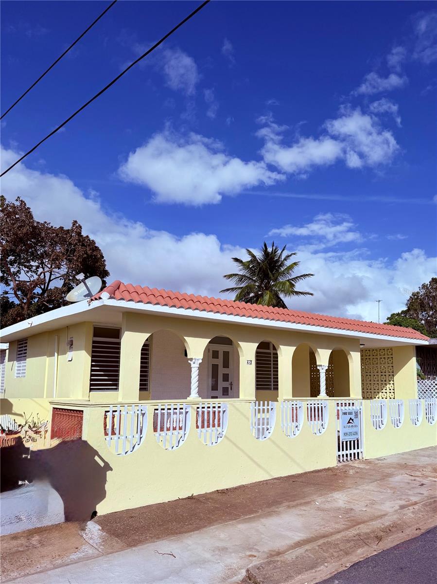 A-3 Calle Montemar, Aguadilla, PR 00603