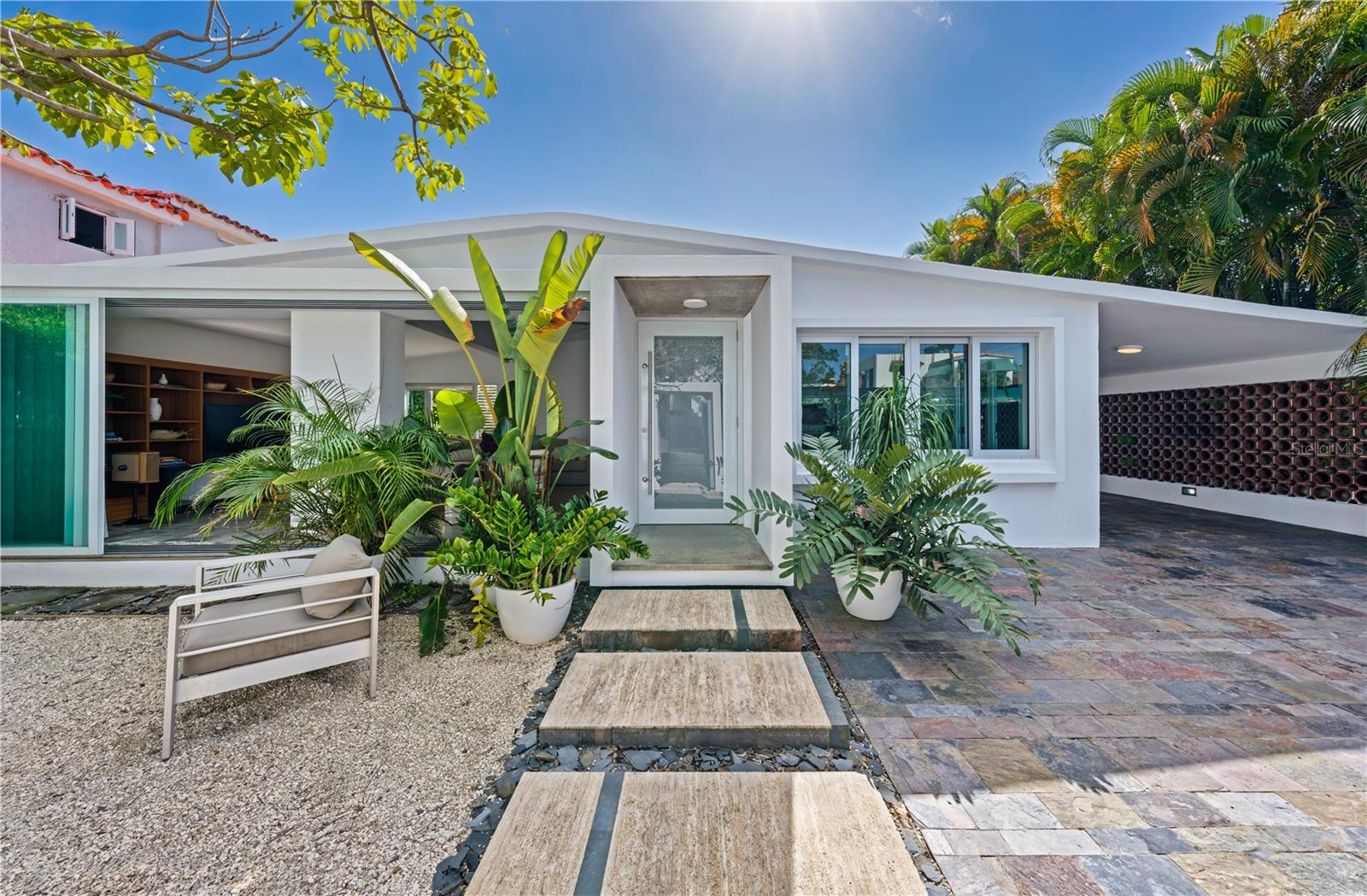 2164 Teniente Lavergne St, San Juan, PR 00913
