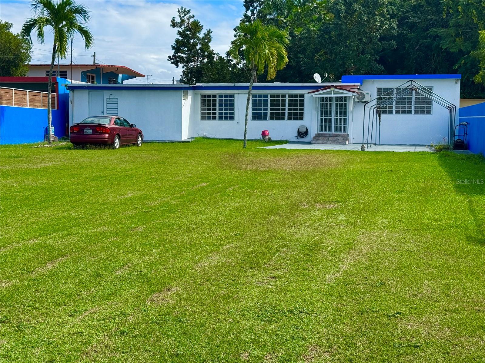Vega Baja, PR 00693