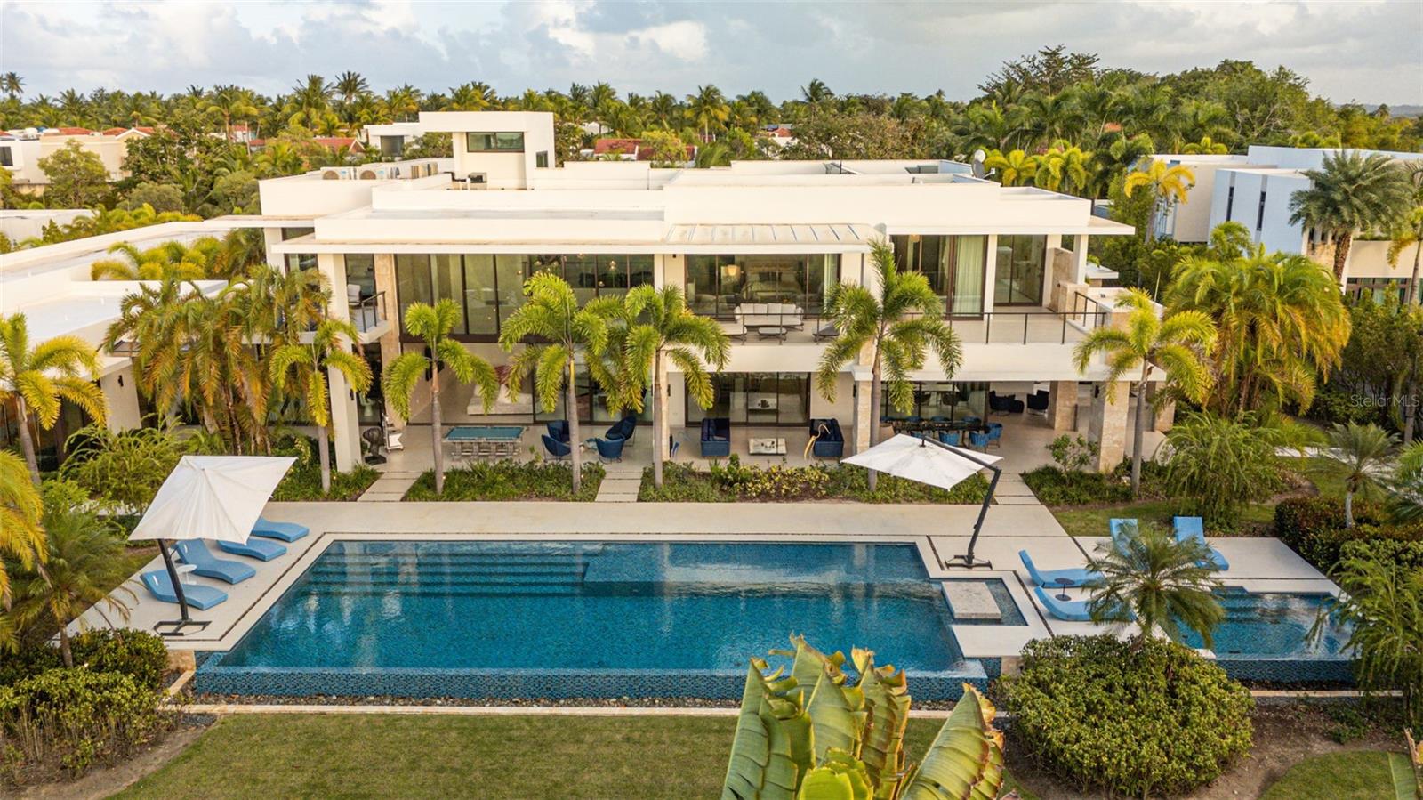 206 Legacy, Dorado, PR 00646