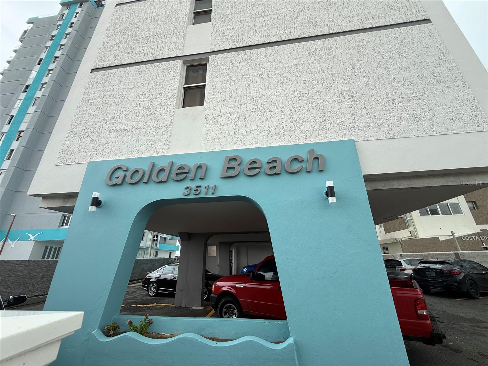 Isla Verde Ave. Golden Beach Cond. #Ph 09, Carolina, PR 00979