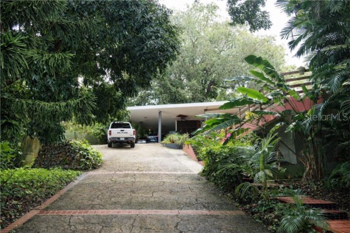 1 Beverly Hills, San Juan, PR 00926