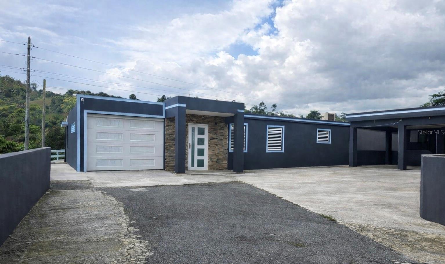 172 Rio Abajo, Cidra, PR 00739