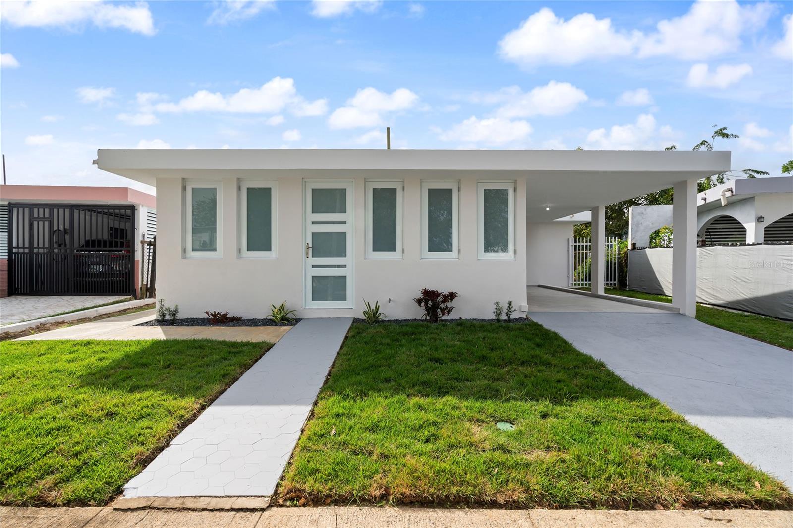18 Urb Fair View, San Juan, PR 00926