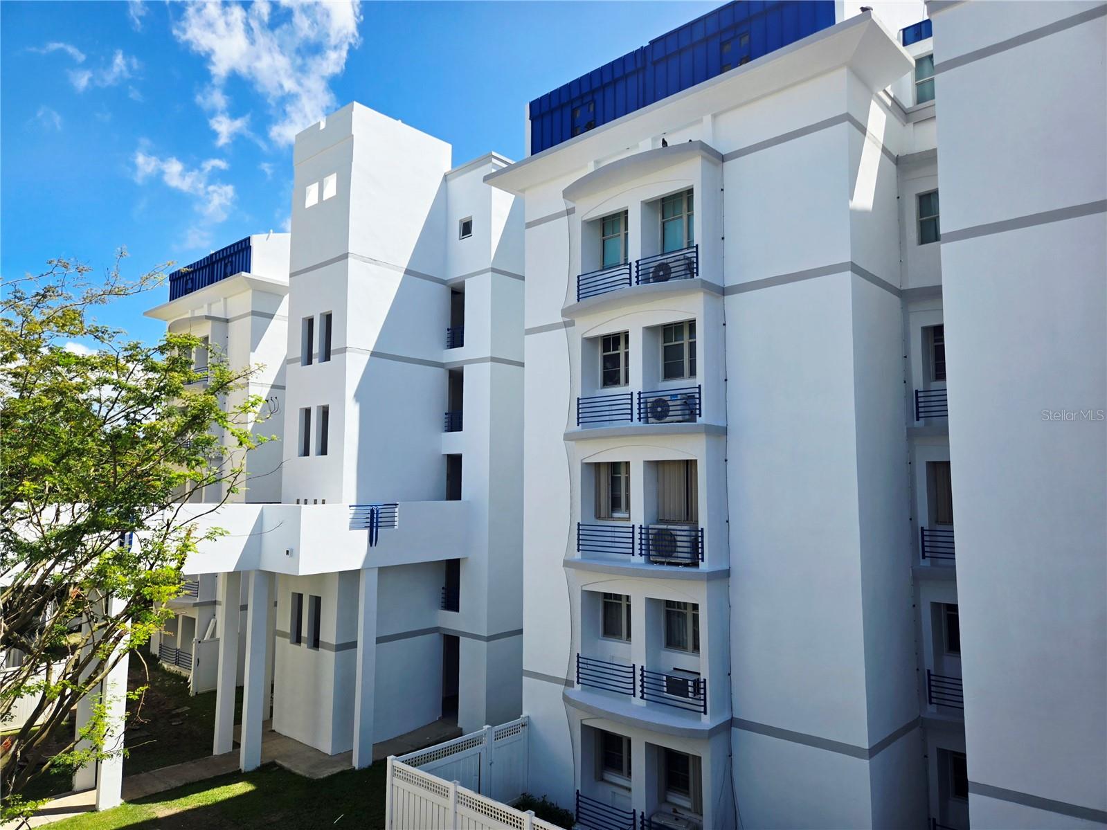 100 Espiritu Santo #2-301, Caguas, PR 00725