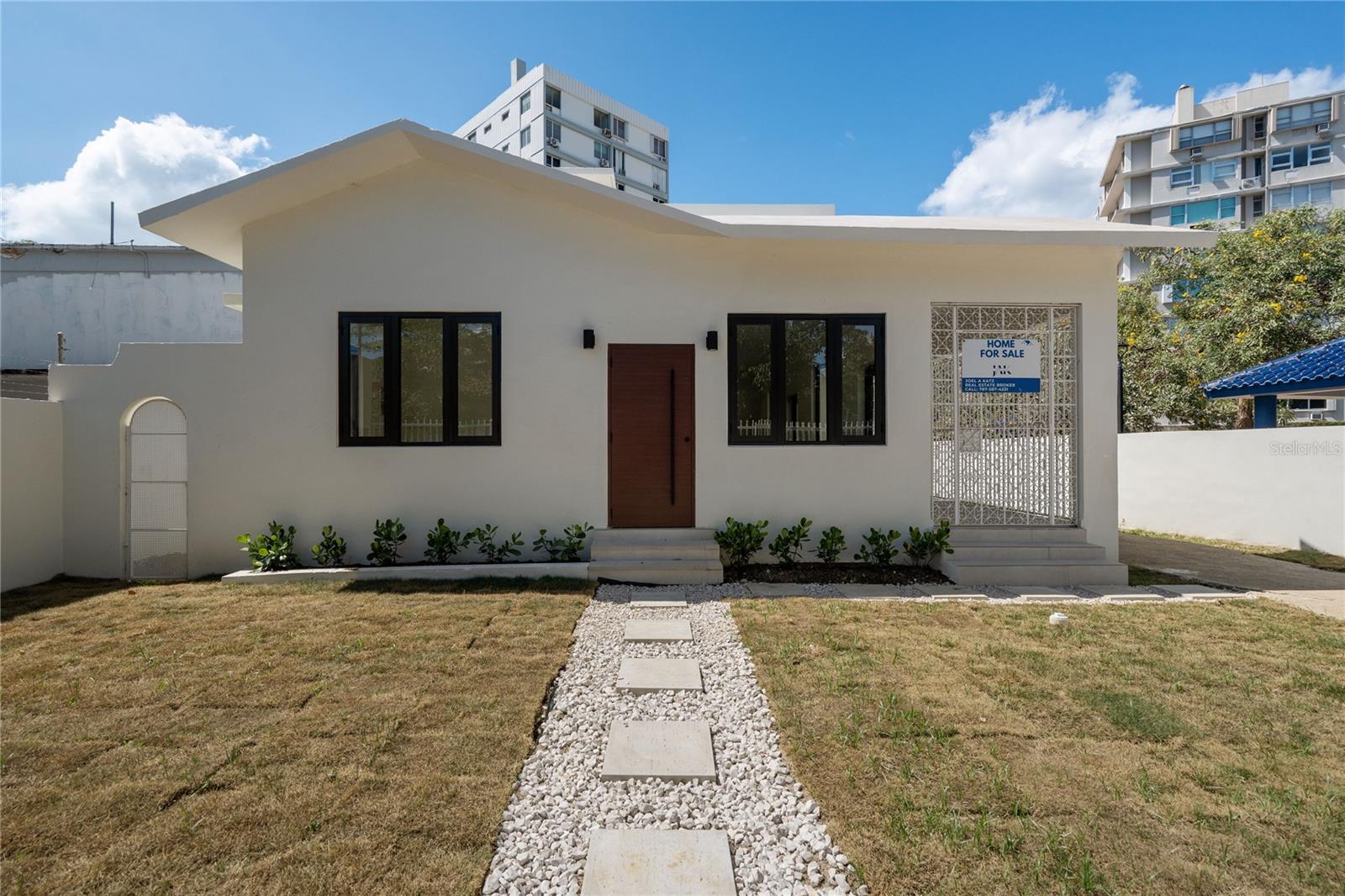 1207 Luchetti St, San Juan, PR 00907