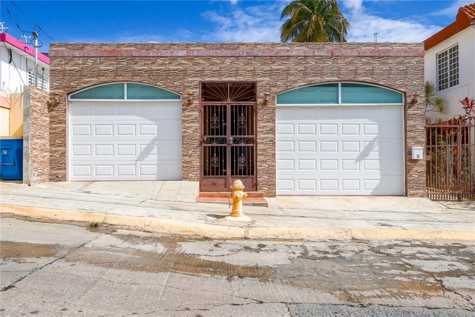 7 Calle Opalo, Aguadilla, PR 00603