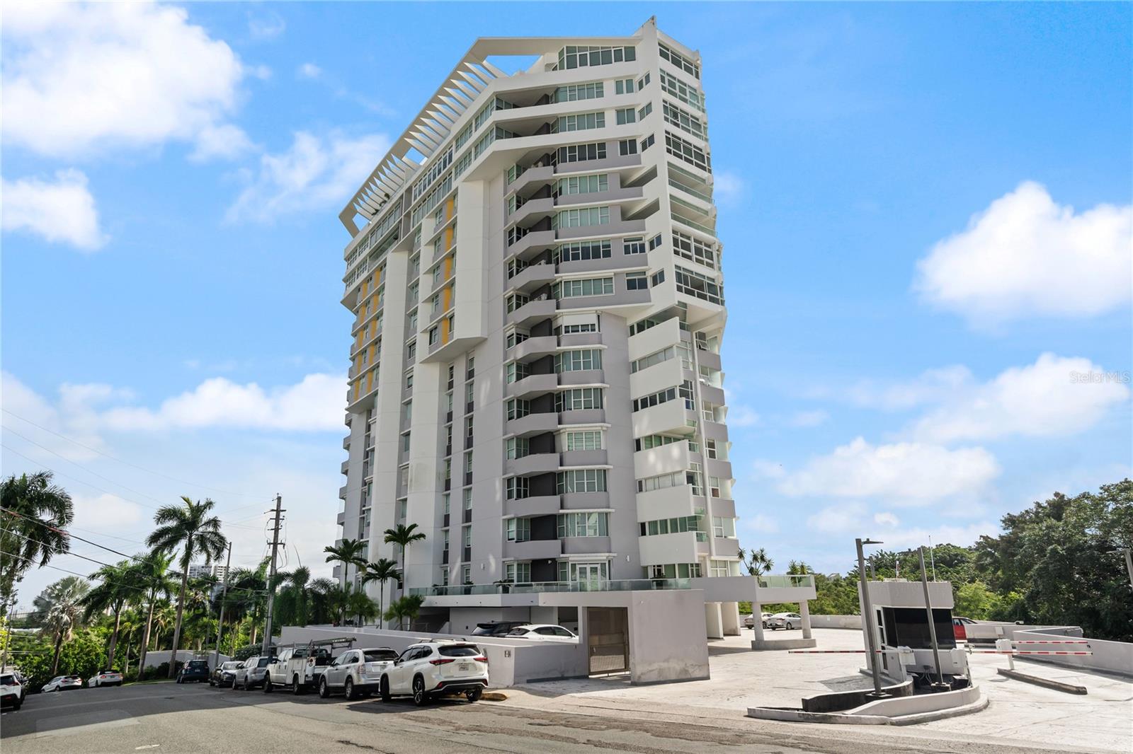 . 833 St #1603, Guaynabo, PR 00969