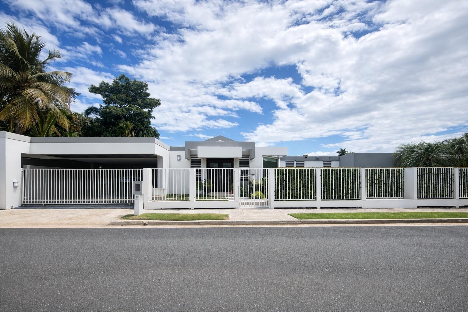 A24 Hastings, Guaynabo, PR 00966