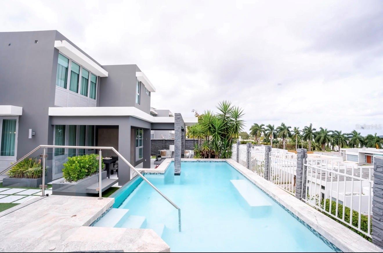 60 Senderos De Montehiedra, San Juan, PR 00926