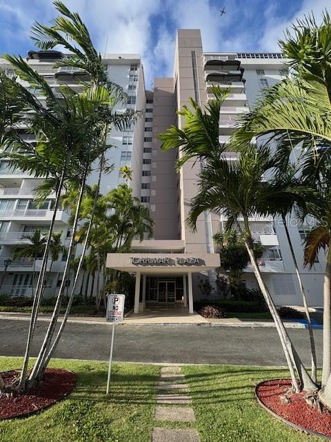 290 Ave Santa Ana Torrimar Plaza #1d, Guaynabo, PR 00969