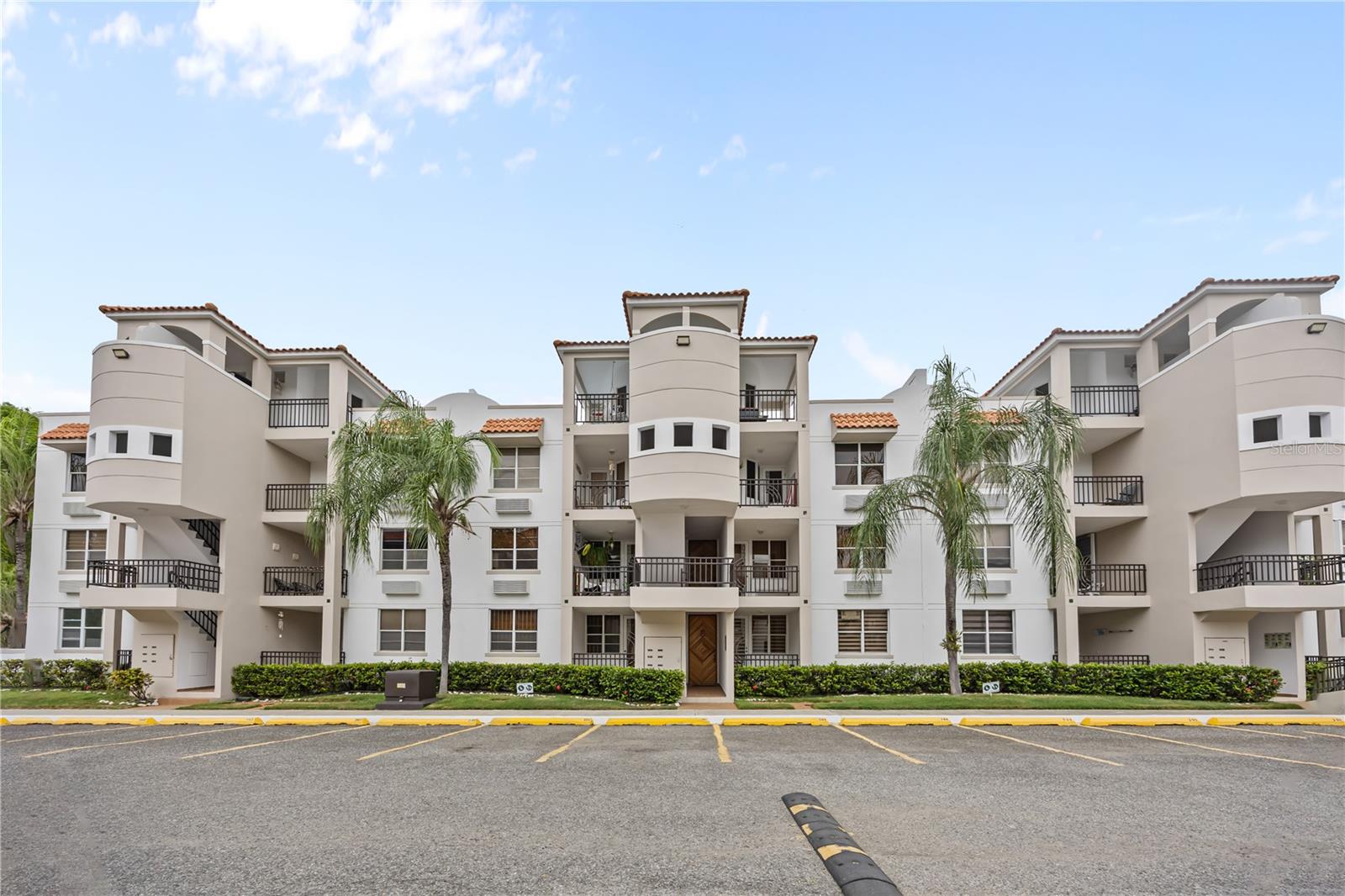 26 Calle Cambija #Ph B-312, Rincon, PR 00677