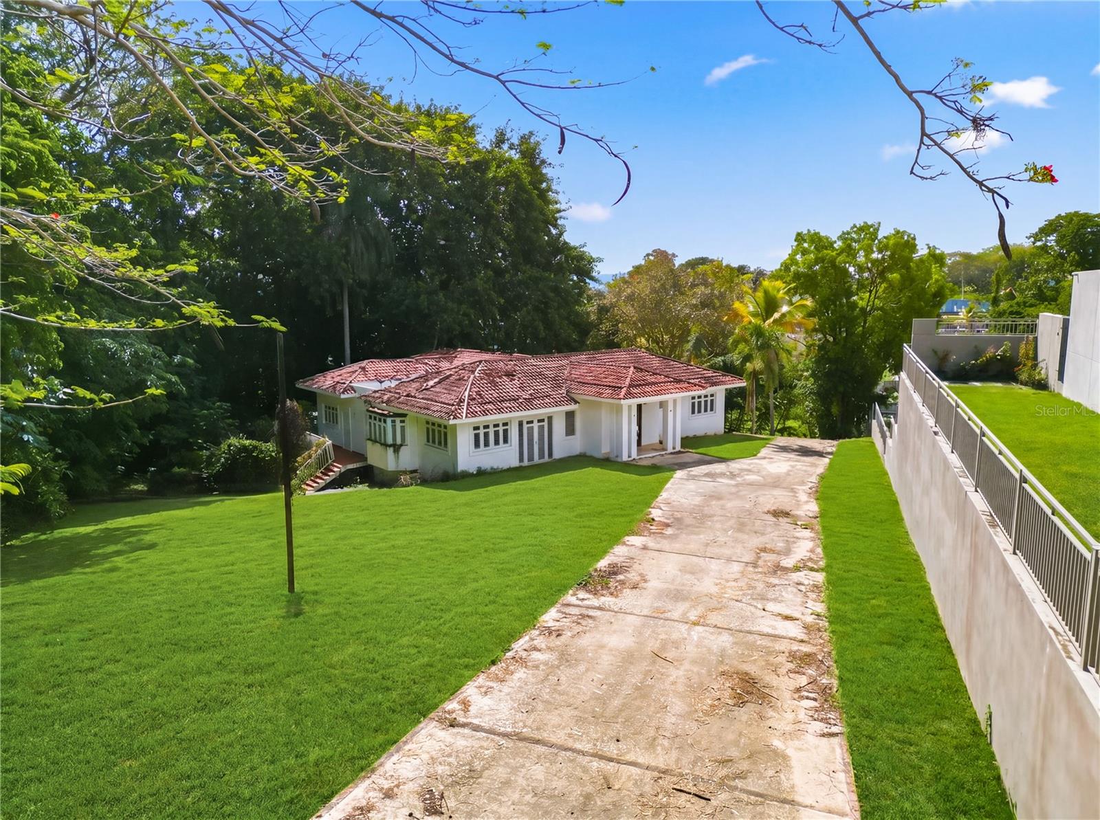 7 Vanda, Guaynabo, PR 00966
