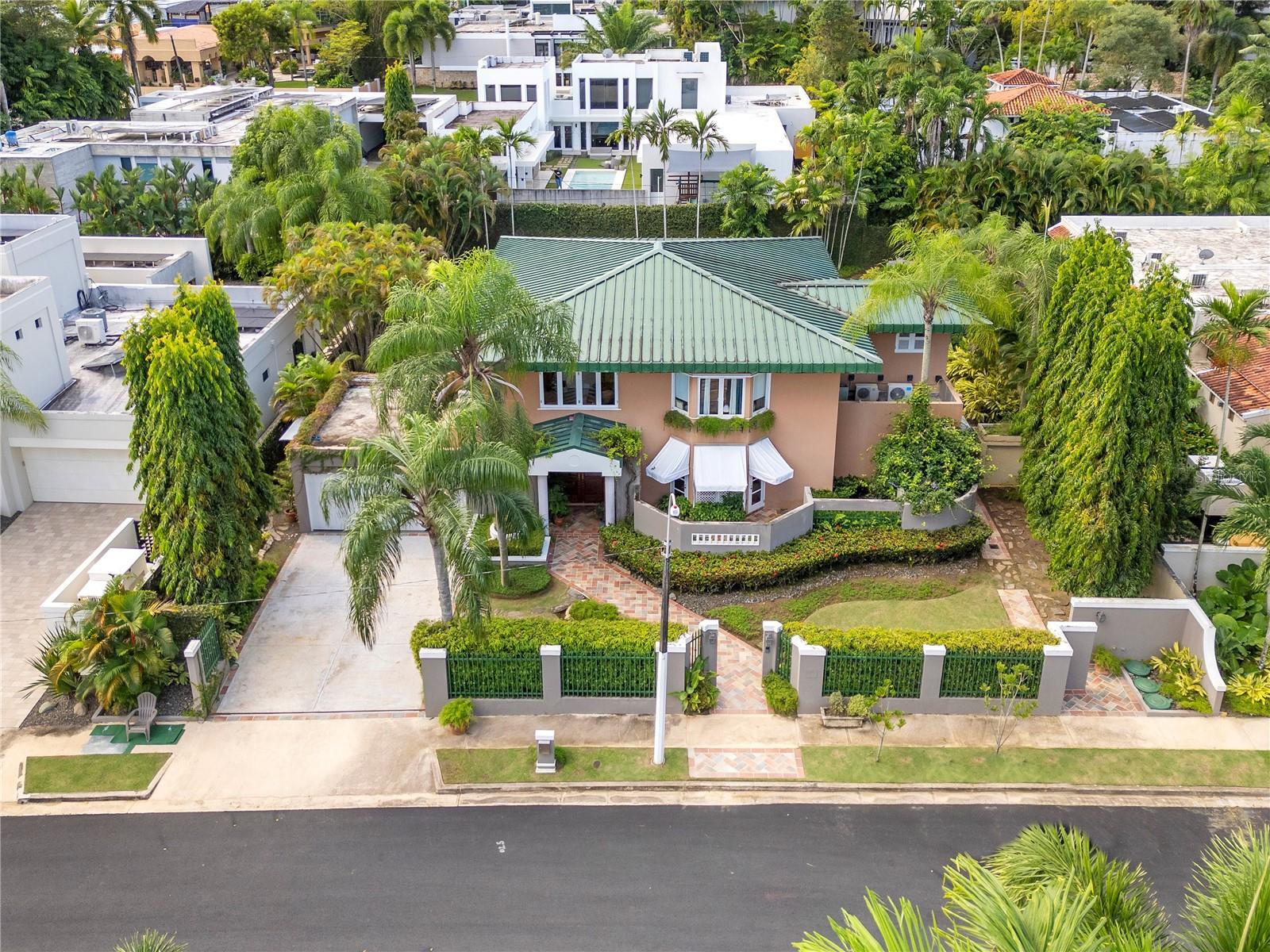 A2 Montebello St, Guaynabo, PR 00969