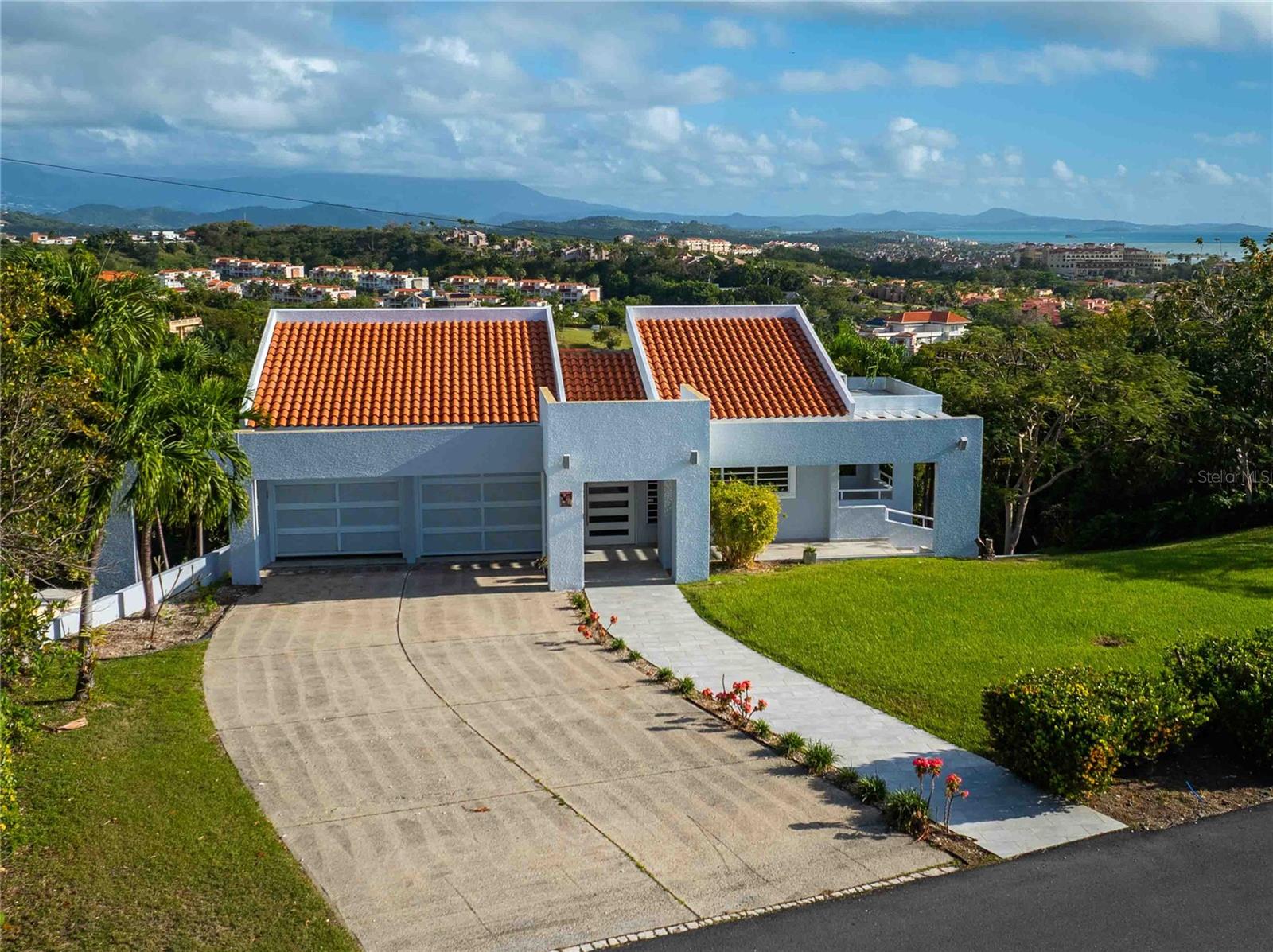 15 Port Road, Humacao, PR 00791
