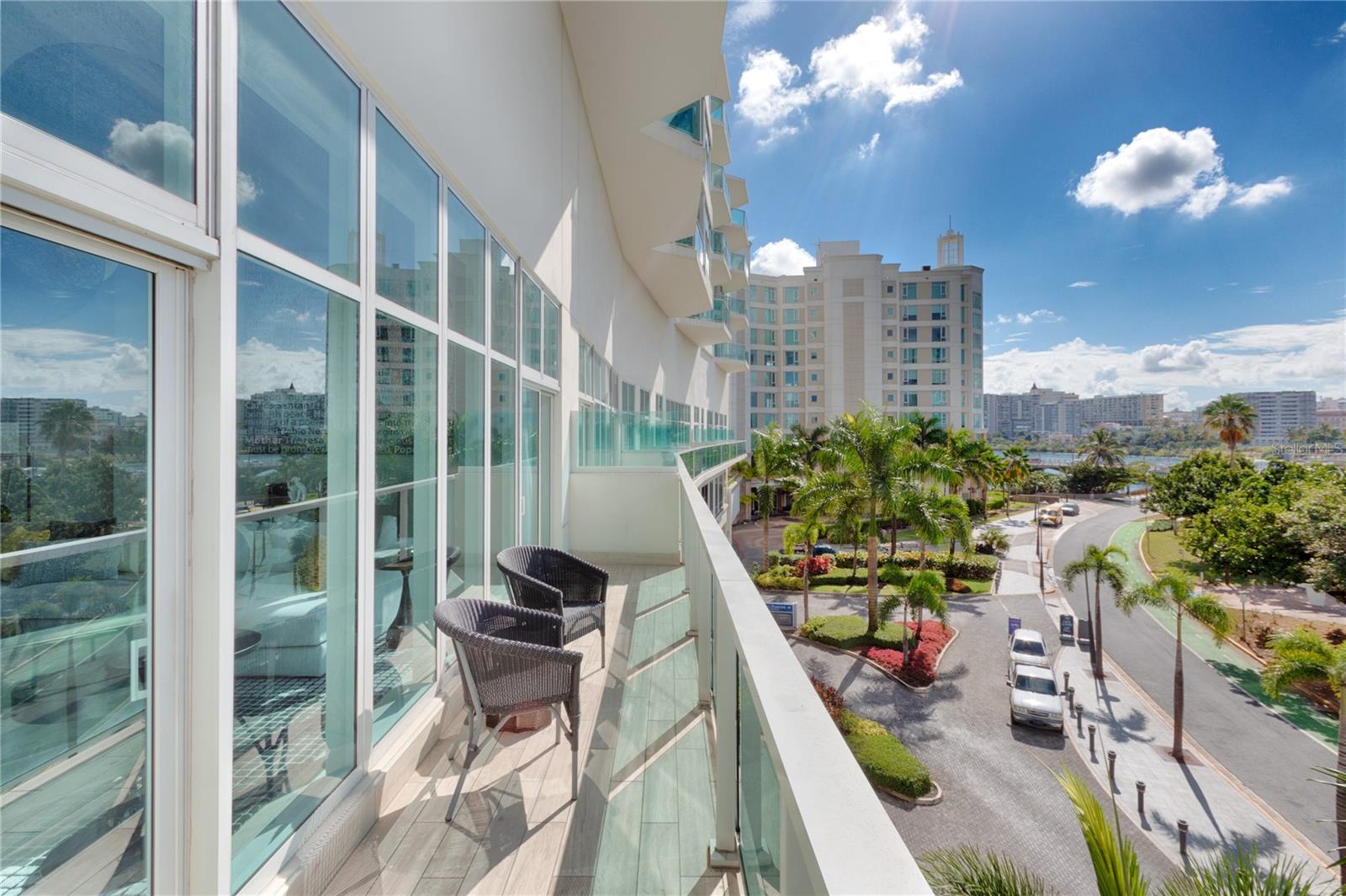 25 Munoz Rivera Ave #413, San Juan, PR 00901