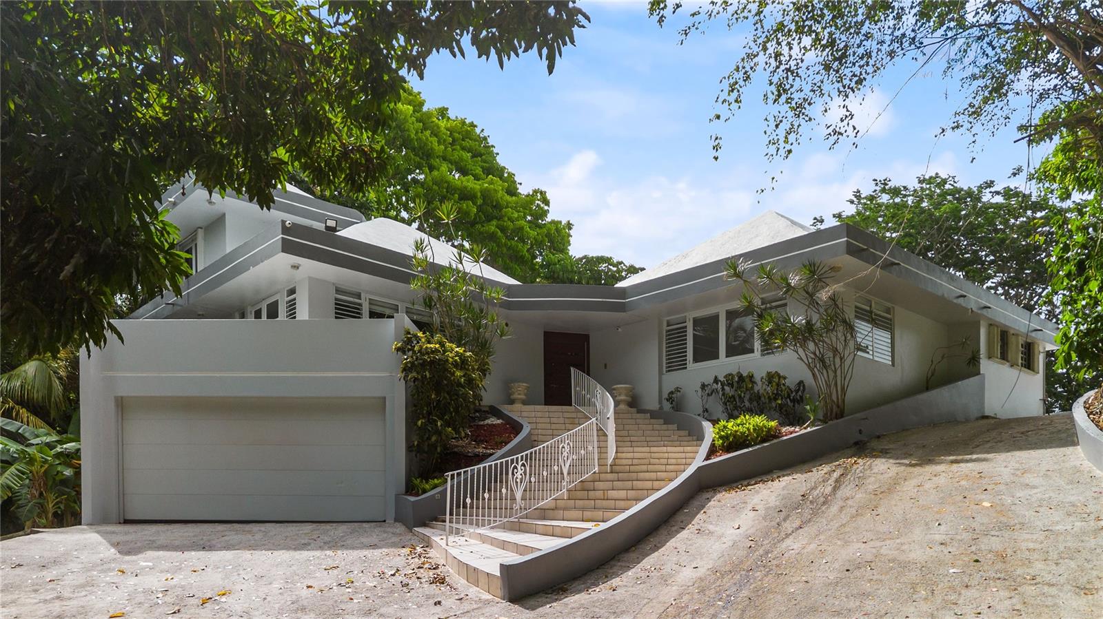 19 Calle "E", Guaynabo, PR 00971