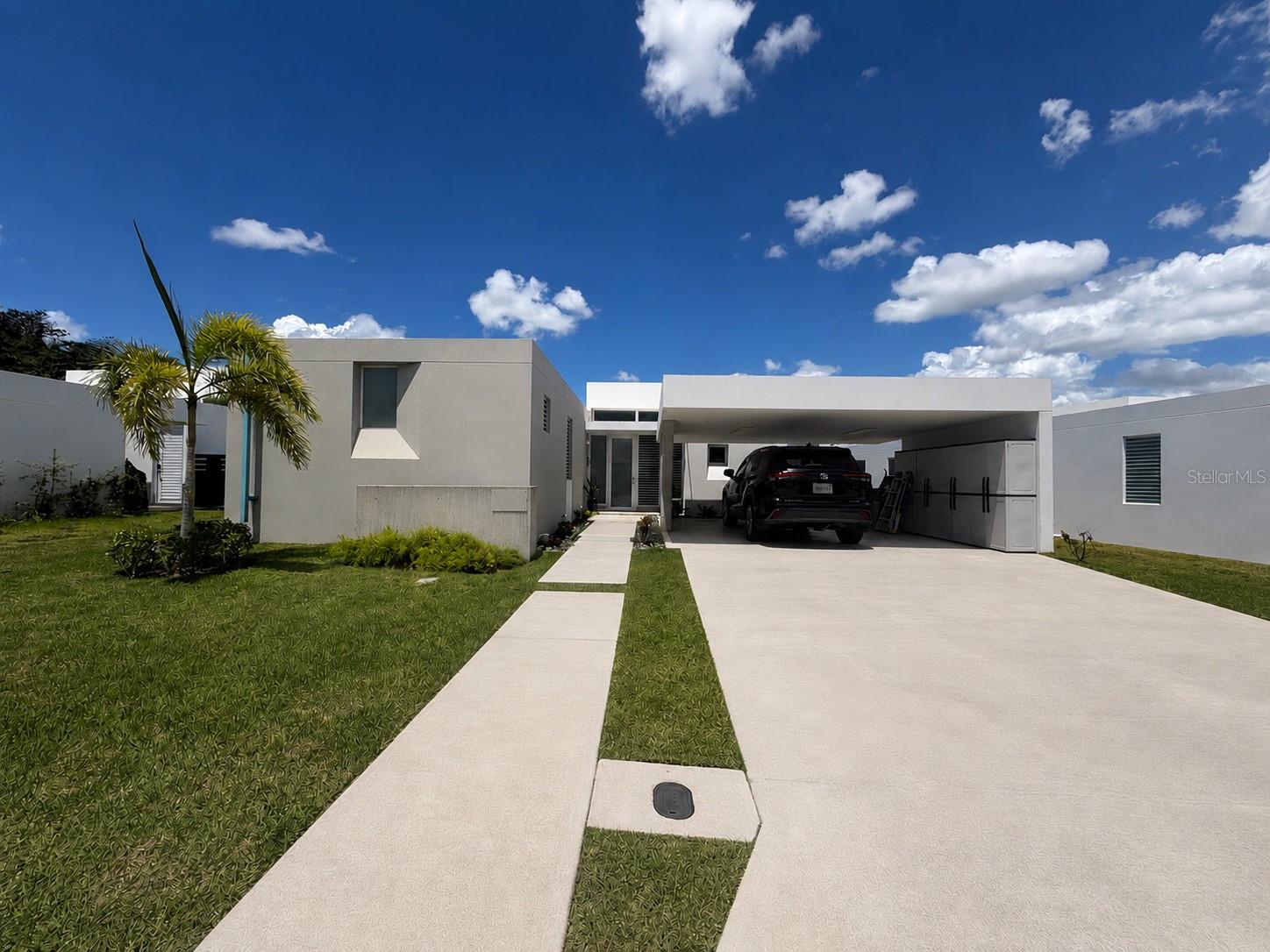 704 Murcia, La Cima Ii De Ciudad Jardin, Caguas, PR 00725