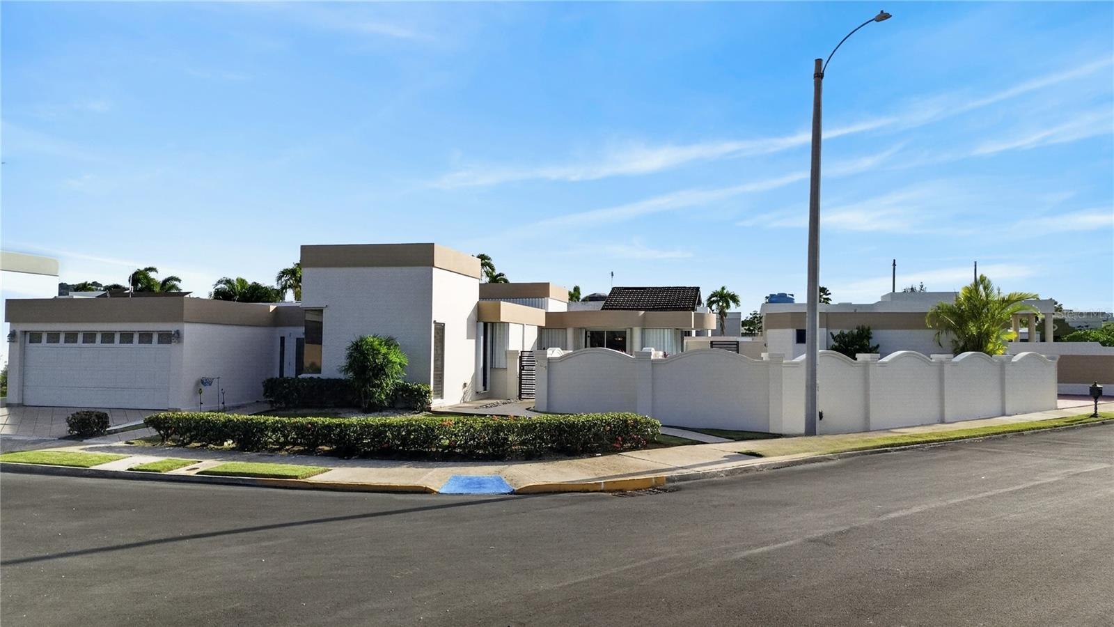 248 Calle Trinitaria, Ciudad JardíN, Carolina, PR 00987
