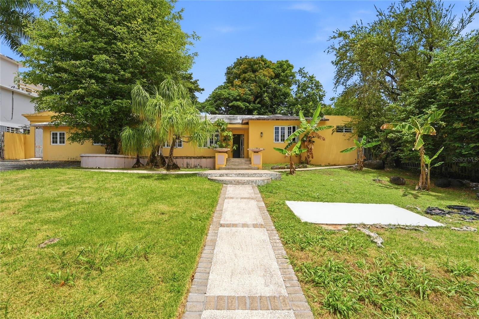 2 Calle J, Guaynabo, PR 00966