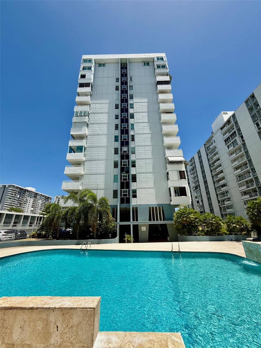 6300 Isla Verde Isla Verde #Ph-14, Carolina, PR 00979