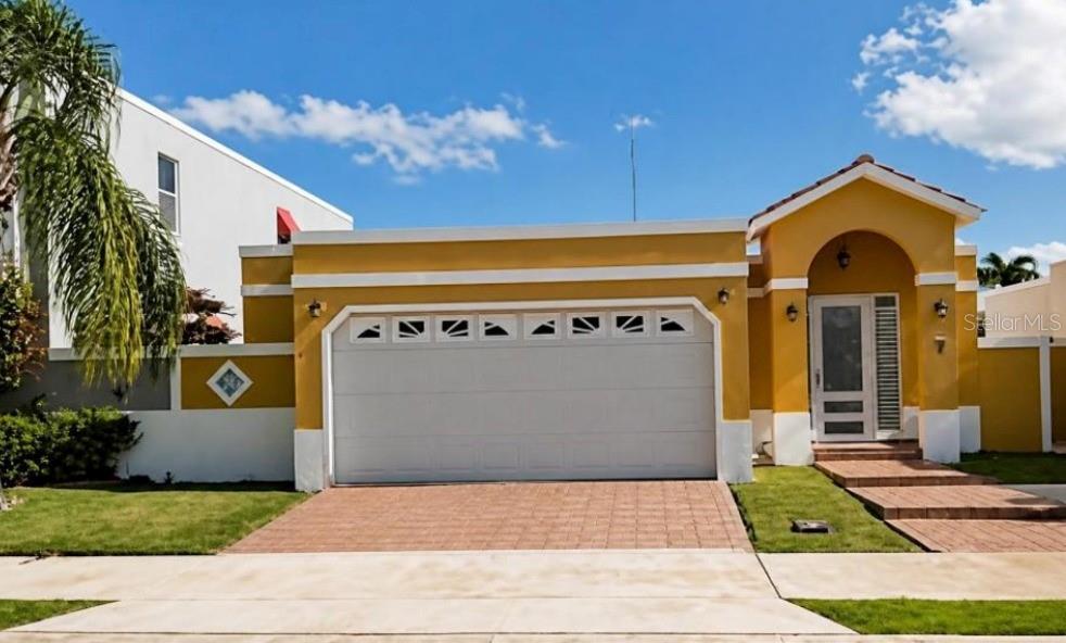 Urb Palacios Del Rio Ii Calle Tallaboa, Toa Alta, PR 00953
