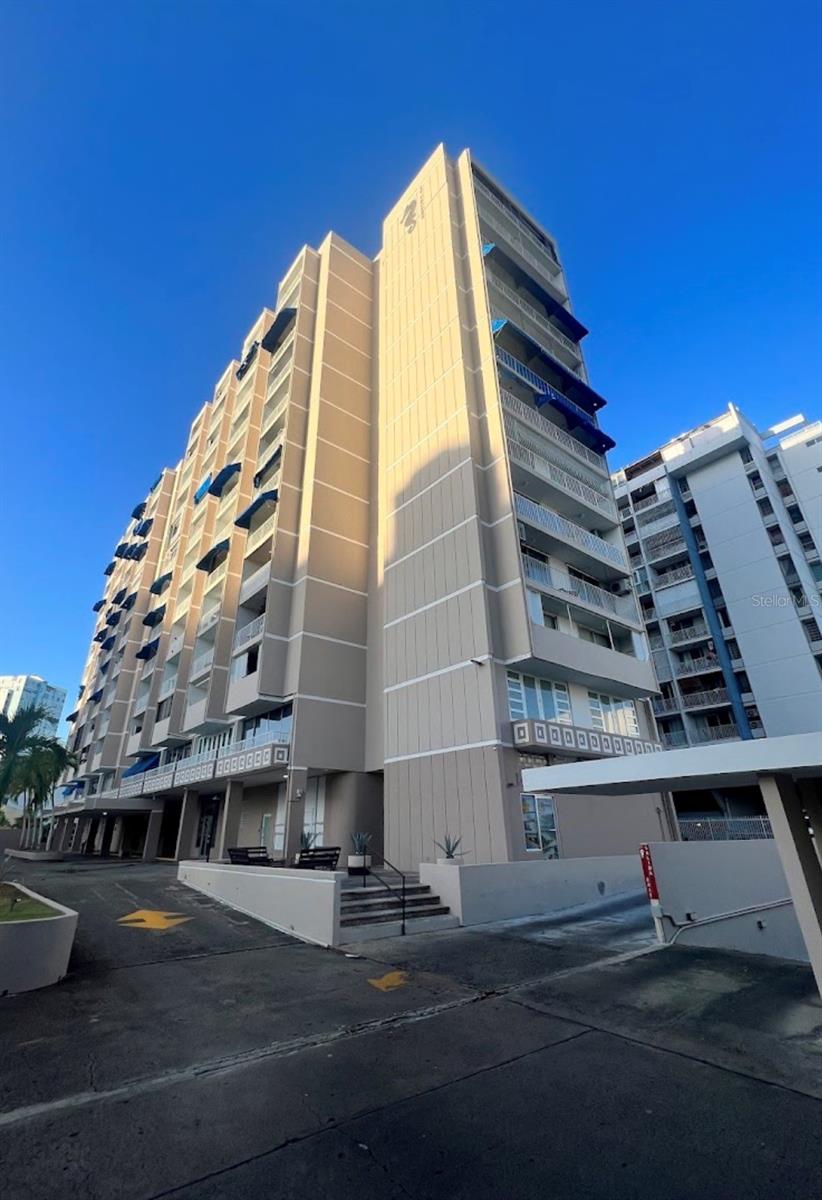 6267 Ave Isla Verde #3r, Carolina, PR 00979
