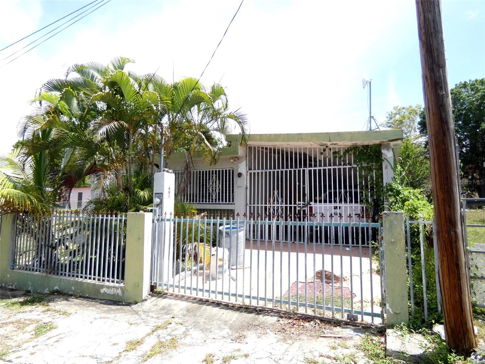 491 Calle Gladiola, Vieques, PR 00765