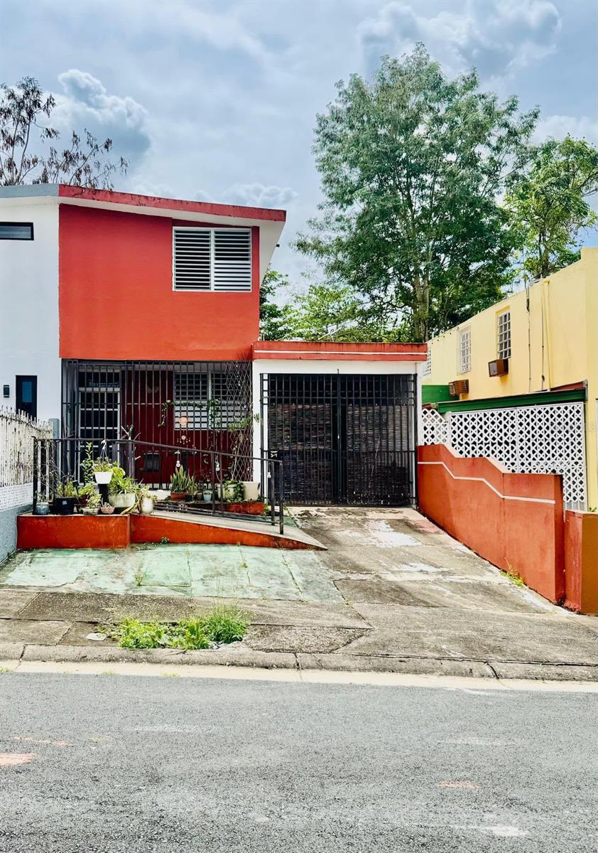 Calle 46 Royal Town #3-4, Bayamon, PR 00956