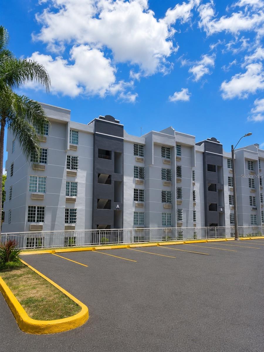 Cond Vista Serena Vista Serena #A302, Trujillo Alto, PR 00976