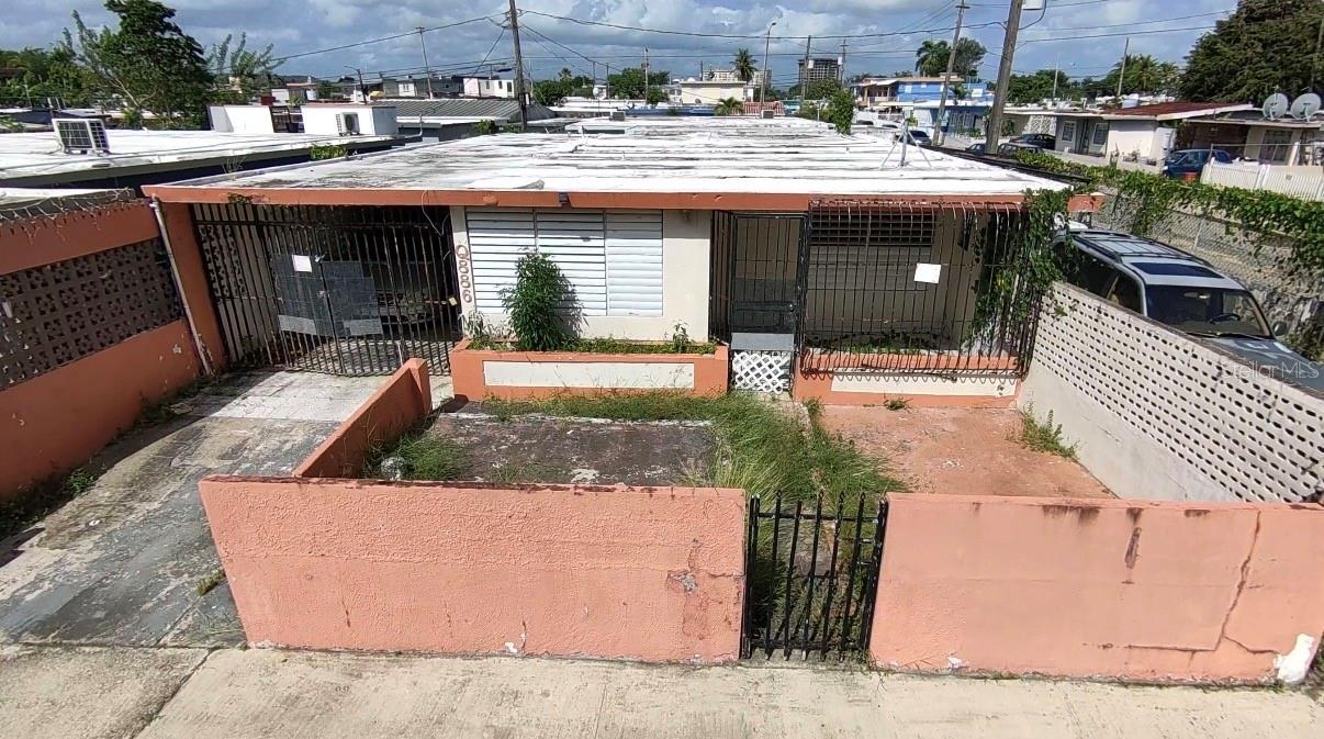 Vistamar Ave, Galicia #Q886, Carolina, PR 00983